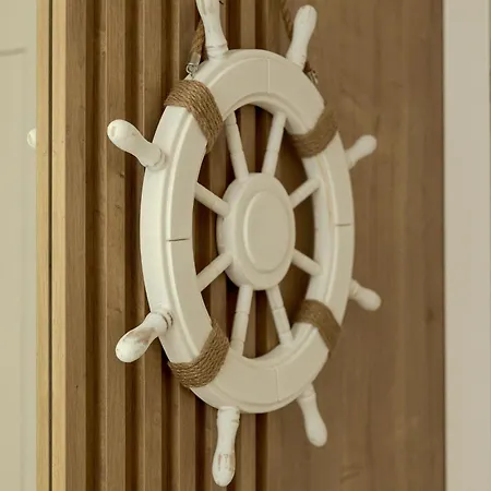 Yacht Park - Delux Waterfront With Parking Apartment *