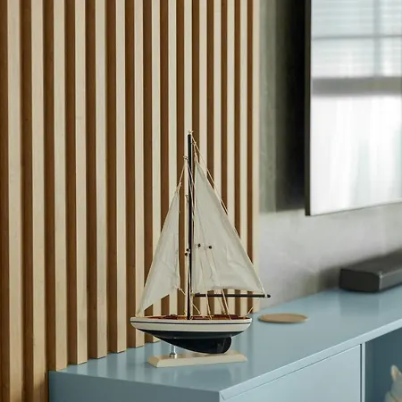 Yacht Park - Delux Waterfront With Free Parking *
