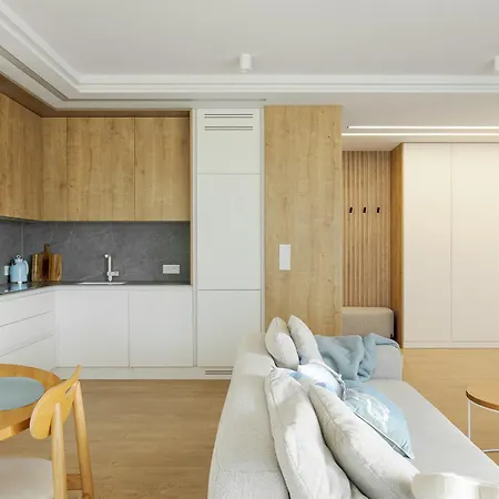 Yacht Park - Delux Waterfront With Parking Apartment *