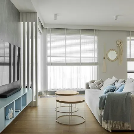 Apartment Yacht Park - Delux Waterfront With Free Parking