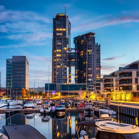公寓 Yacht Park - Delux Waterfront With Parking *