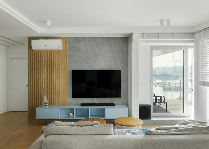 شقة Yacht Park - Delux Waterfront With Parking غدينيا