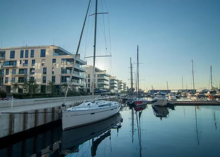 Yacht Park - Delux Waterfront With Parking *